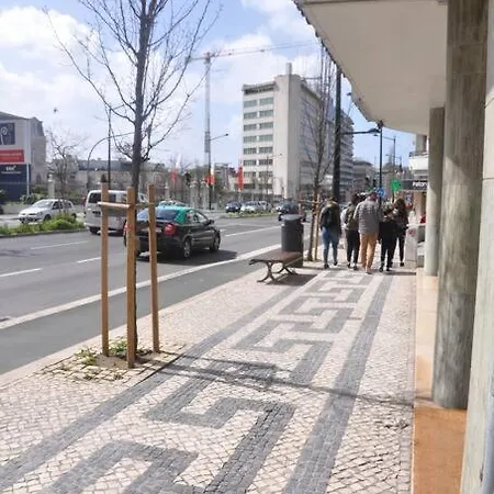 Avenue 17 Διαμέρισμα Lisboa